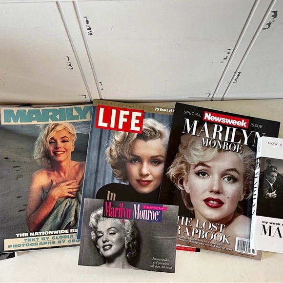 Other - Marilyn Monroe,JFK magazine and book collector